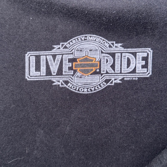 Harley-Davidson Black Crewneck Sweatshirt with Retro Chest Logo - Picture 3 of 8